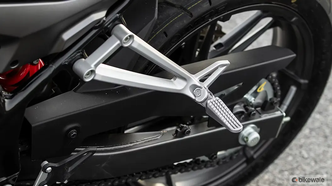 Hero Karizma XMR Pillion Footrest Image BikeWale