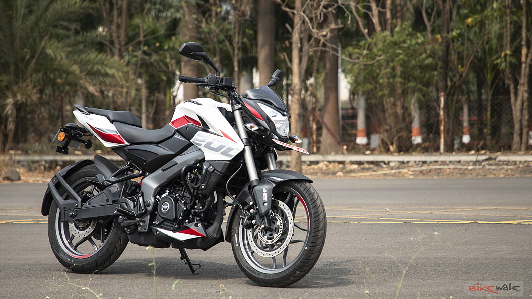 Bajaj Pulsar NS200 Engine Image – BikeWale