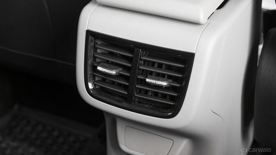 Kushaq Rear Row AC Controls Image, Kushaq Photos in India - CarWale