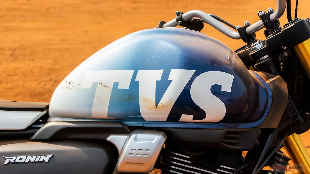 TVS Ronin Fuel Tank Image BikeWale