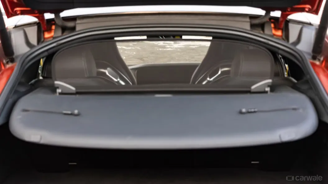 Mercedes-Benz AMG GT 63 S E Performance Bootspace with Parcel Tray/Retractable Mercedes-Benz AMG GT 63 S E Performance Bootspace with Parcel Tray/Retractable