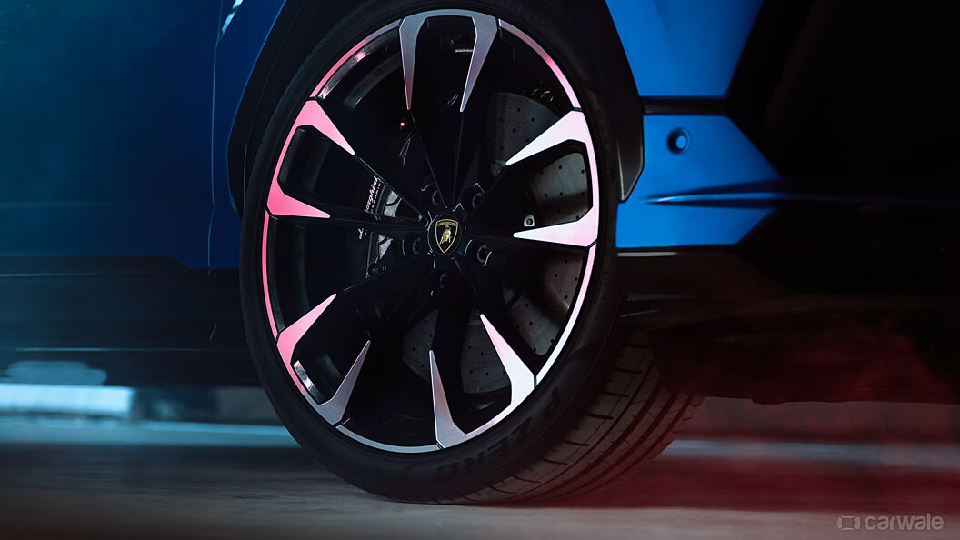 Lamborghini Urus S Wheel
