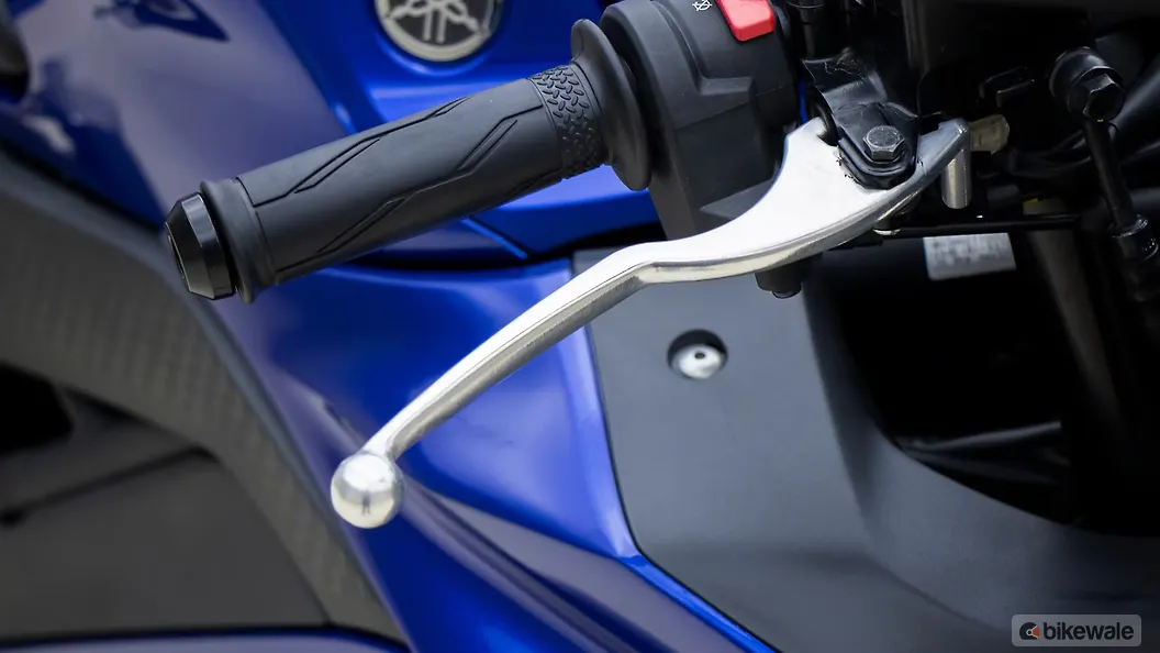 Yamaha YZFR3 Gear Shift Lever Image BikeWale