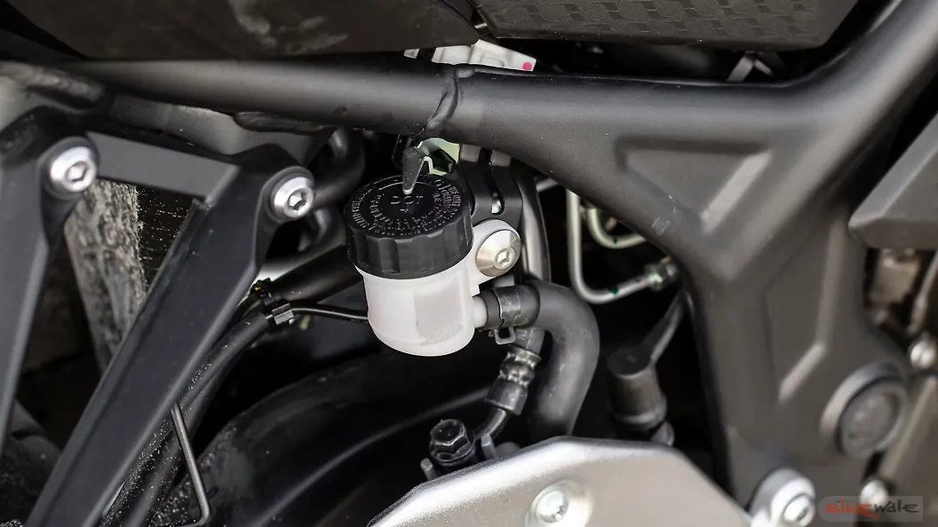 Yamaha YZFR3 Rear Brake Fluid Reservoir Image BikeWale