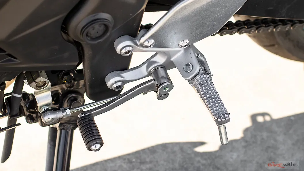 Yamaha MT03 Gear Lever Adjustment Image BikeWale