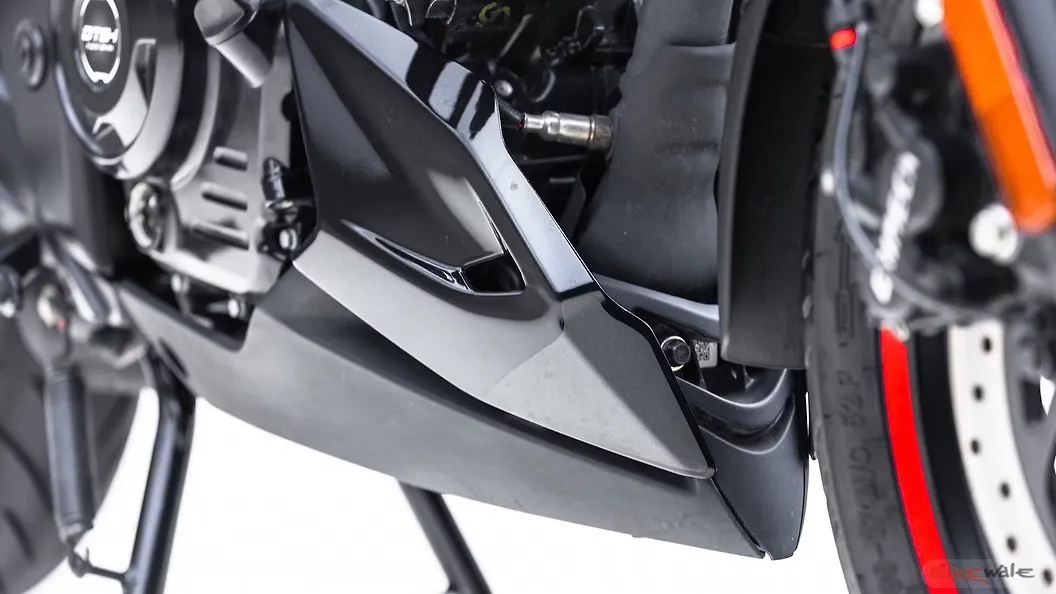 Bajaj Pulsar N250 Rear Swing Arm Image BikeWale
