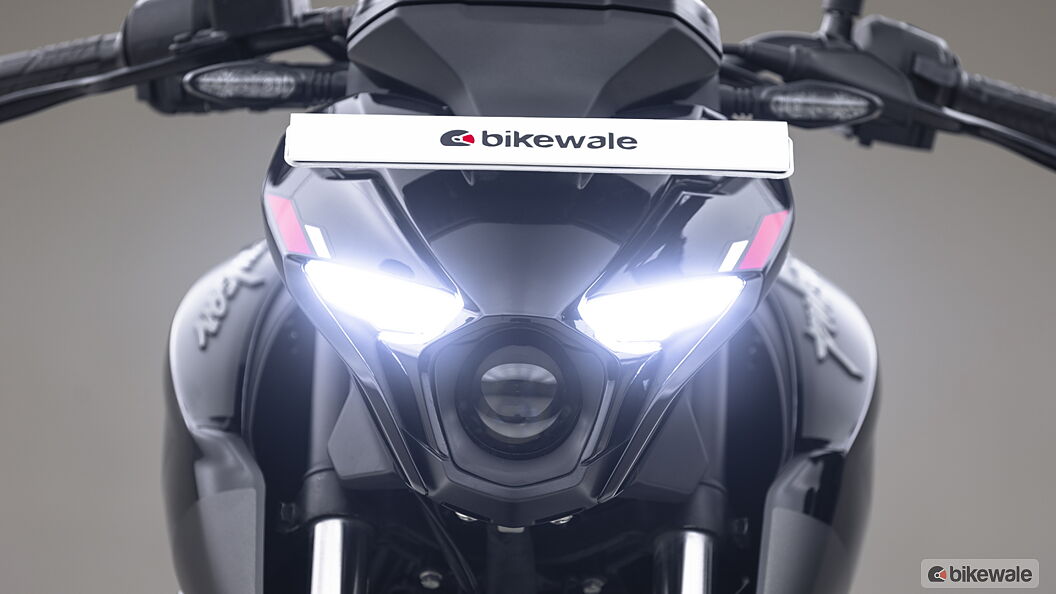 Images of Bajaj Pulsar N250 | Photos of Pulsar N250 - BikeWale