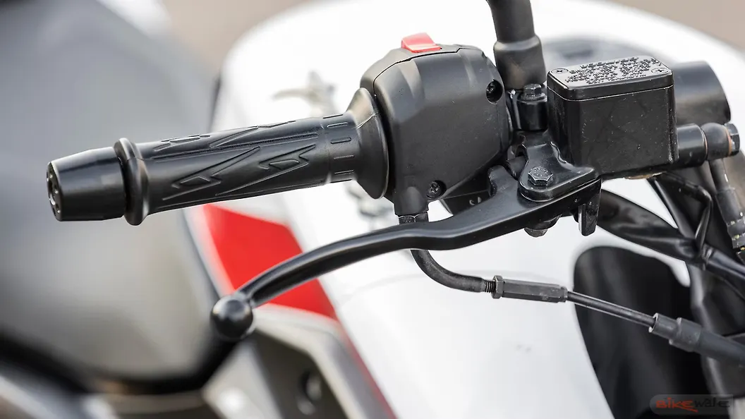 pulsar 220 handle lock set price