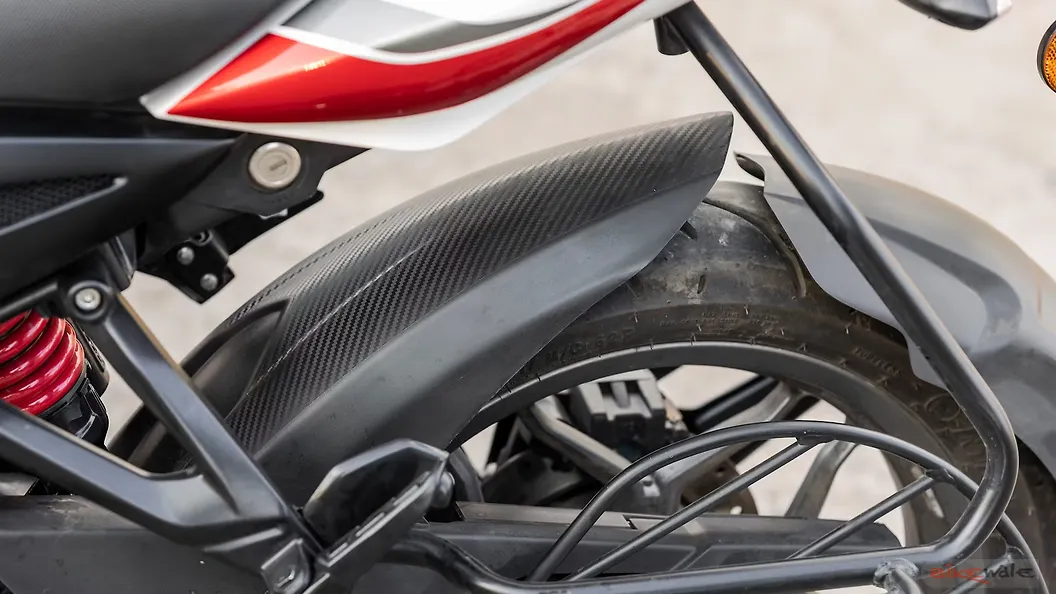 Bajaj Pulsar NS160 Drive Chain and Sprocket Image BikeWale