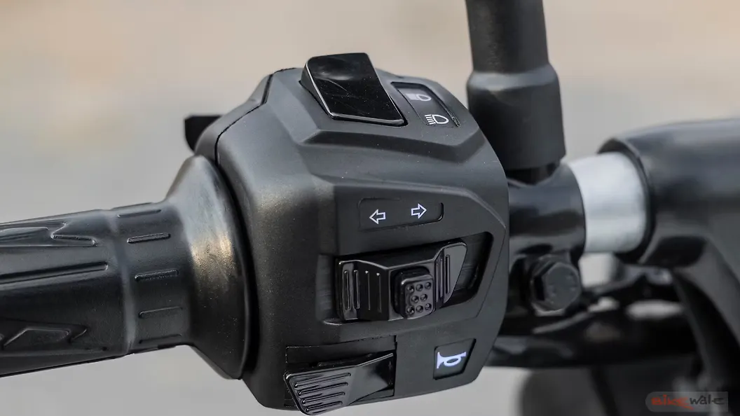 pulsar 150 handlebar switch price