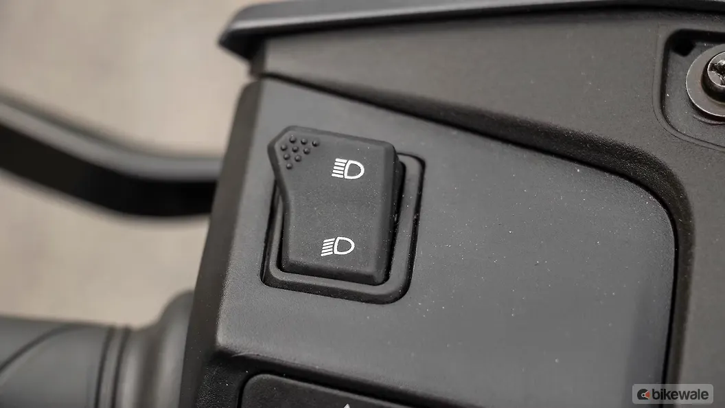 Ather 450S High Beam Low Beam Switch Image BikeWale