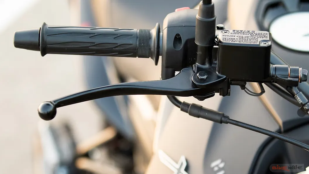 Hero Xtreme 160R 4V Front Brake Lever Image BikeWale