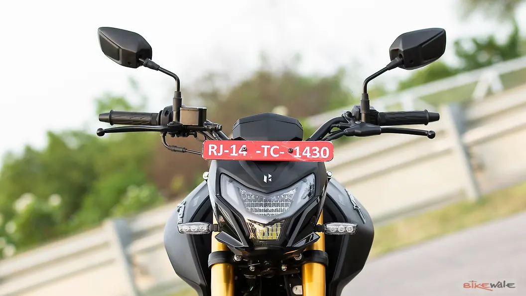 Hero Xtreme 160R 4V Rear View Mirror Image BikeWale