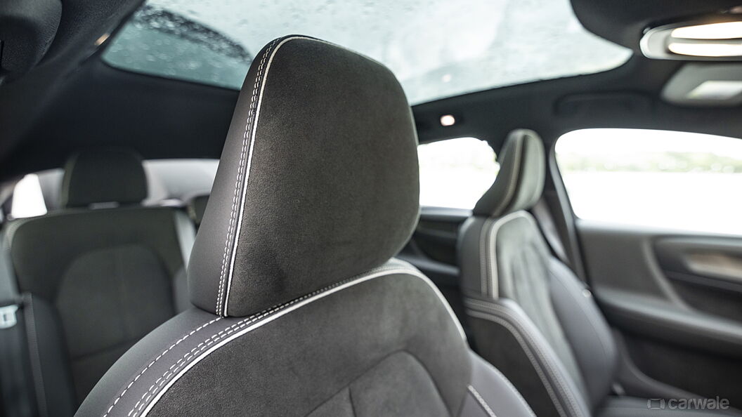 Volvo C40 Recharge Front Seat Headrest