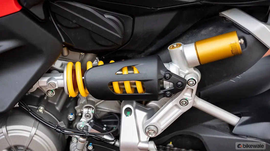 Ducati Streetfighter V2 Rear Suspension Image – BikeWale