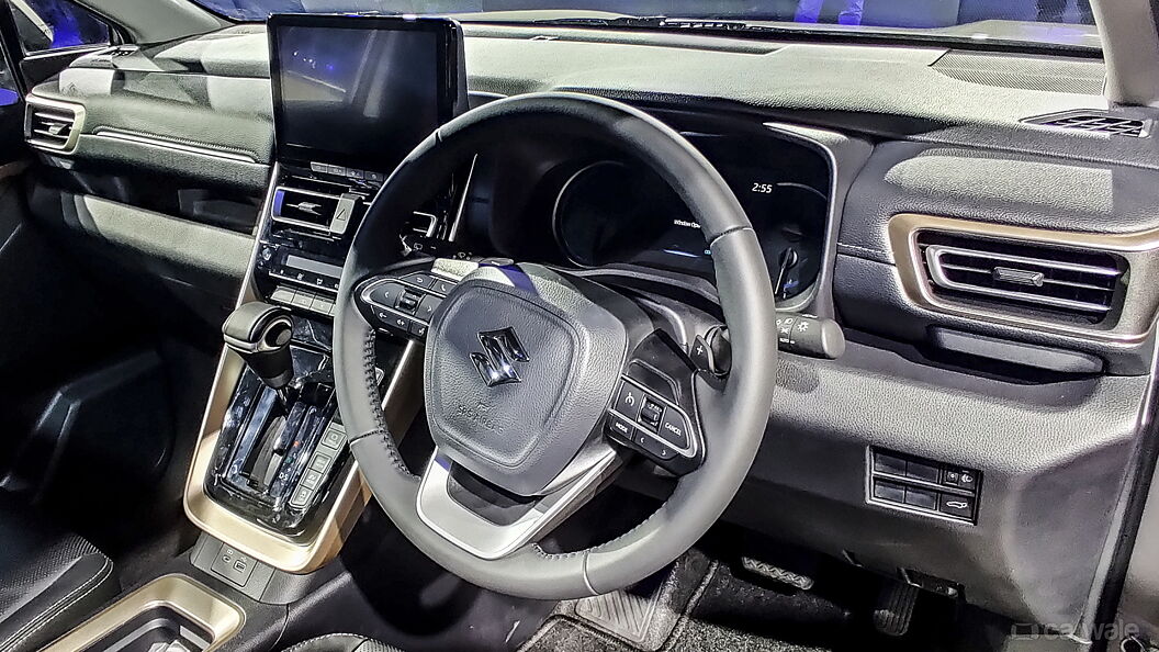 Maruti Suzuki Invicto Steering Wheel