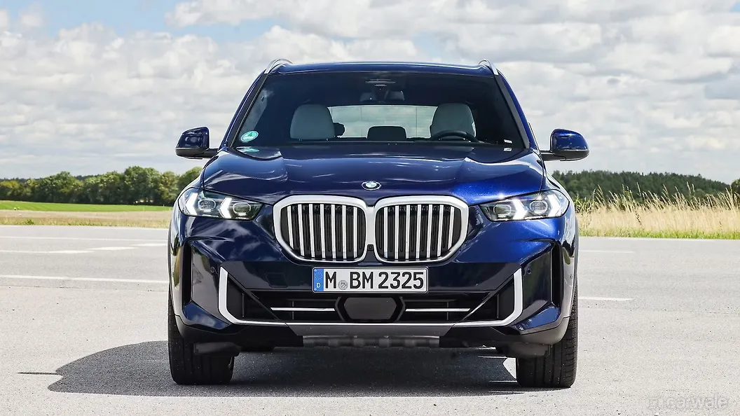 BMW X5 Front View