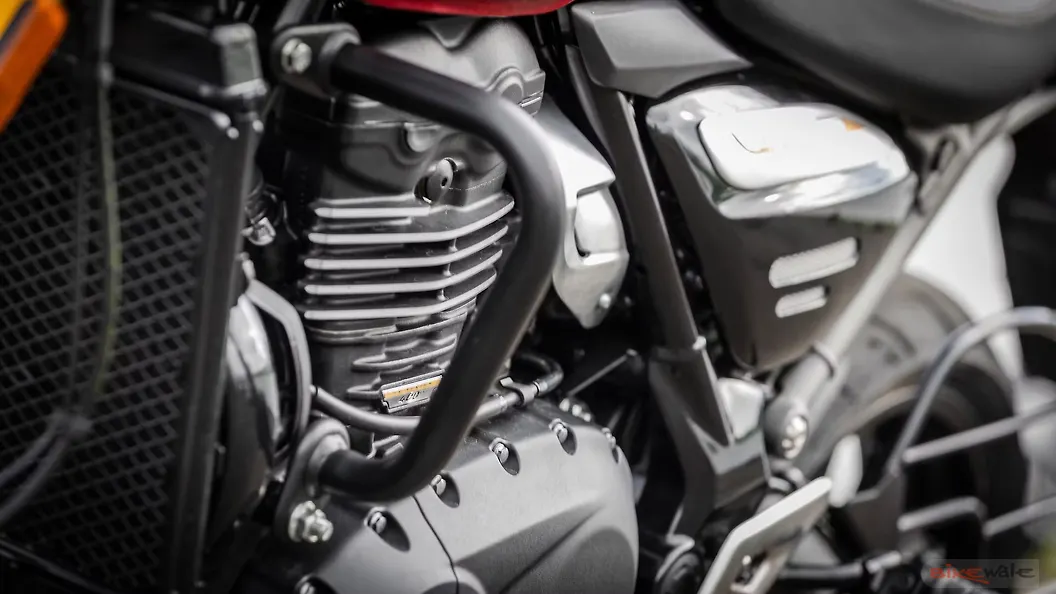 Triumph Speed 400 Engine Crash Guard Image BikeWale