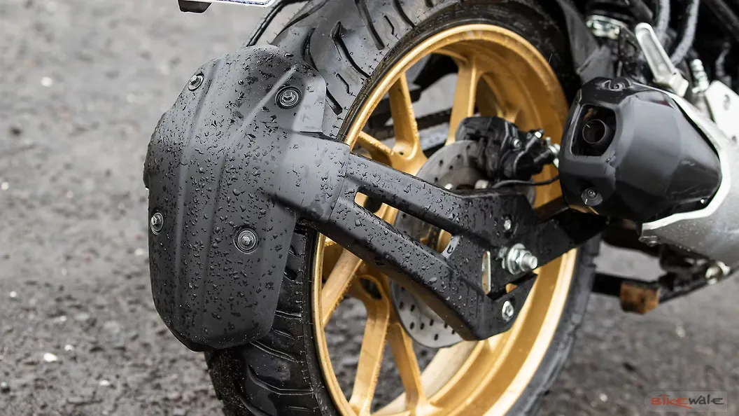 Yamaha FZS Fi V4 Rear Swing Arm Image BikeWale