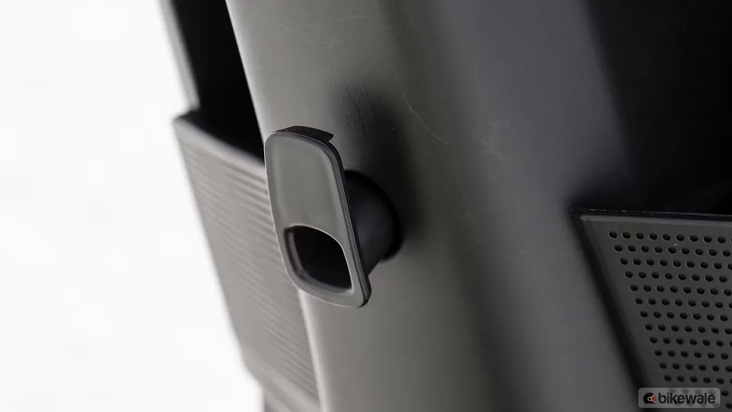 OLA S1 Air Front Luggage Hook Image BikeWale