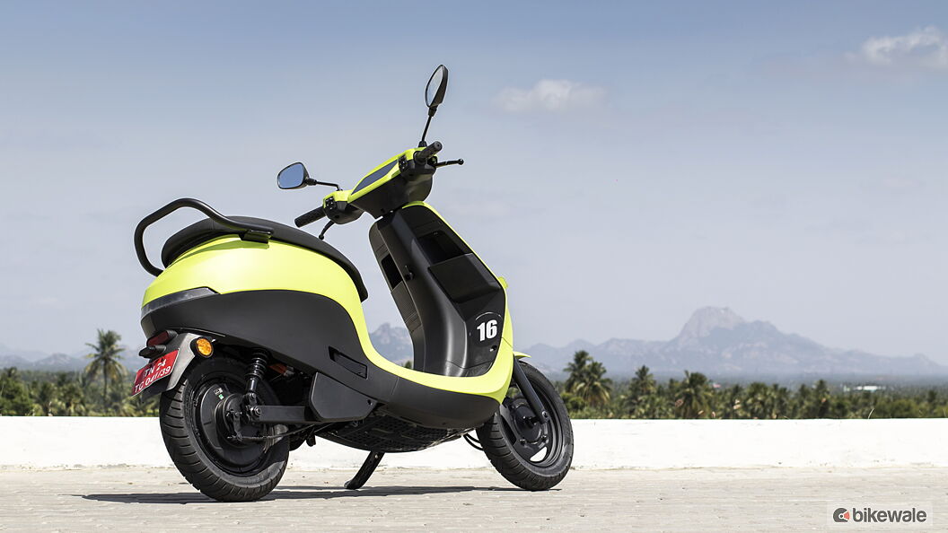 OLA S1 Air Right Side View Image – BikeWale