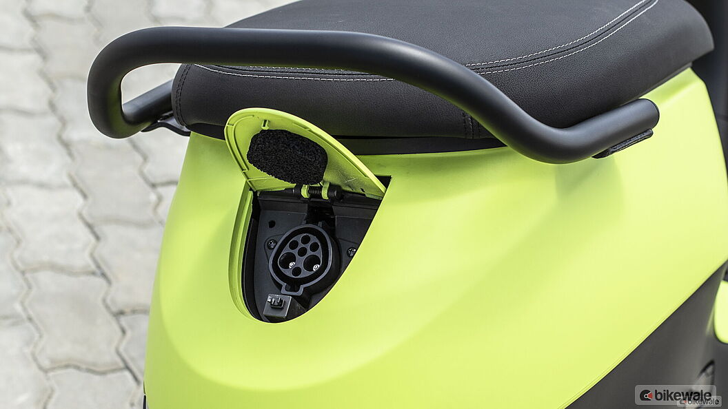 ओला S1 एक्स Electric Bike Charging Input Plug