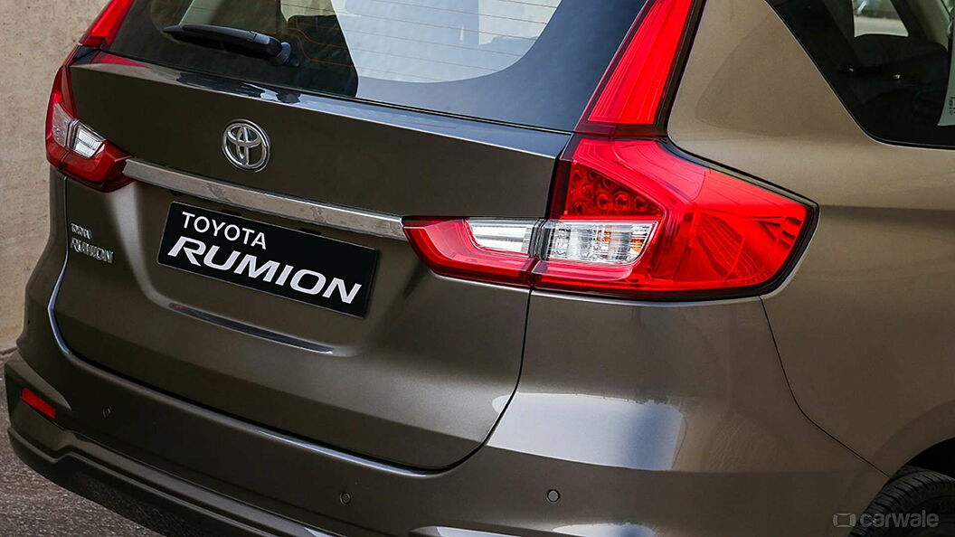 Toyota Rumion Rear View
