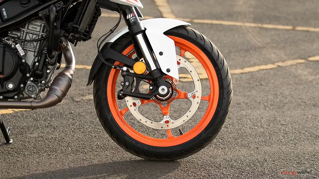 KTM 250 Duke Front Mudguard Image BikeWale