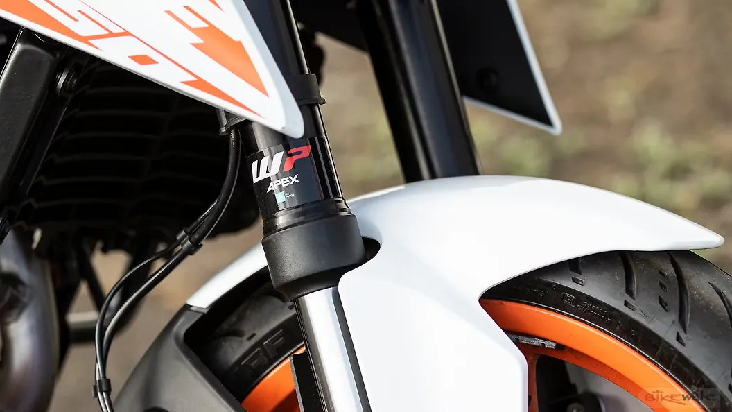 KTM 250 Duke Front Alloy Wheel Image BikeWale