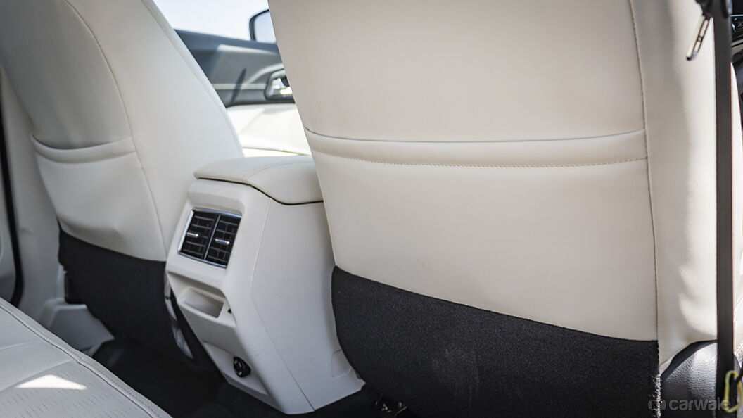 Mahindra XUV 3XO Front Seat Back Pockets