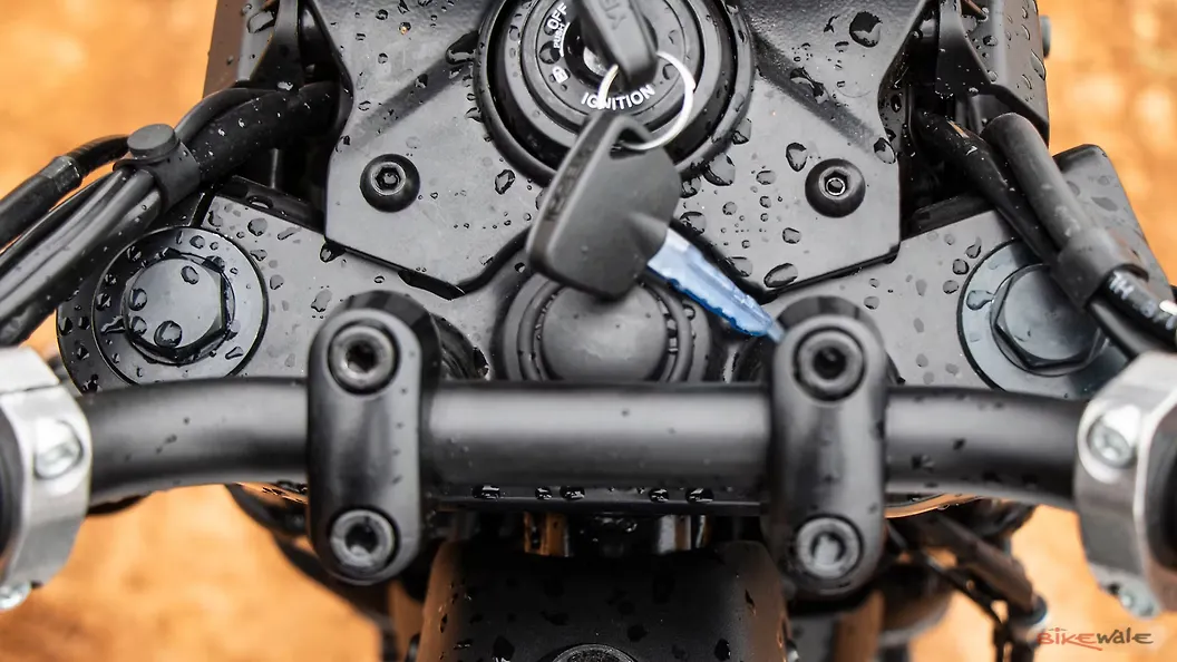 Yezdi Adventure Keyless Ignition Switch Image BikeWale