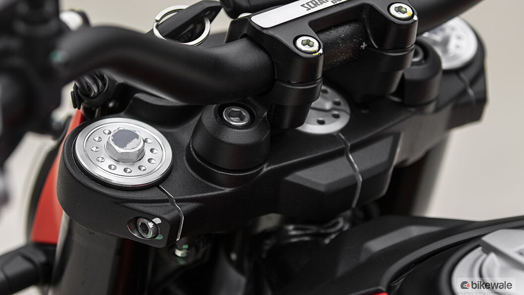 Ducati Scrambler Full Throttle Handlebar Clamp