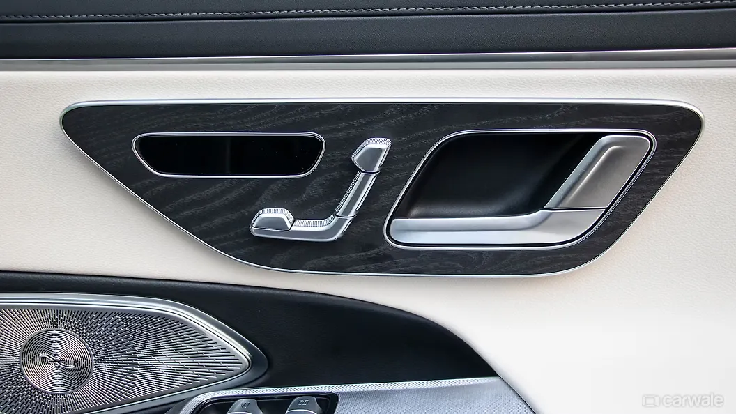 EClass Front Right Door Pad Handle Image, EClass Photos in India