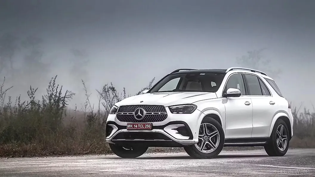 मर्सिडीज़ बेंज़ GLE लेफ्ट फ्रंट थ्री क्वार्टर