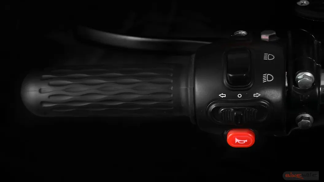 Evolet Pony High Beam Low Beam Switch Image – BikeWale