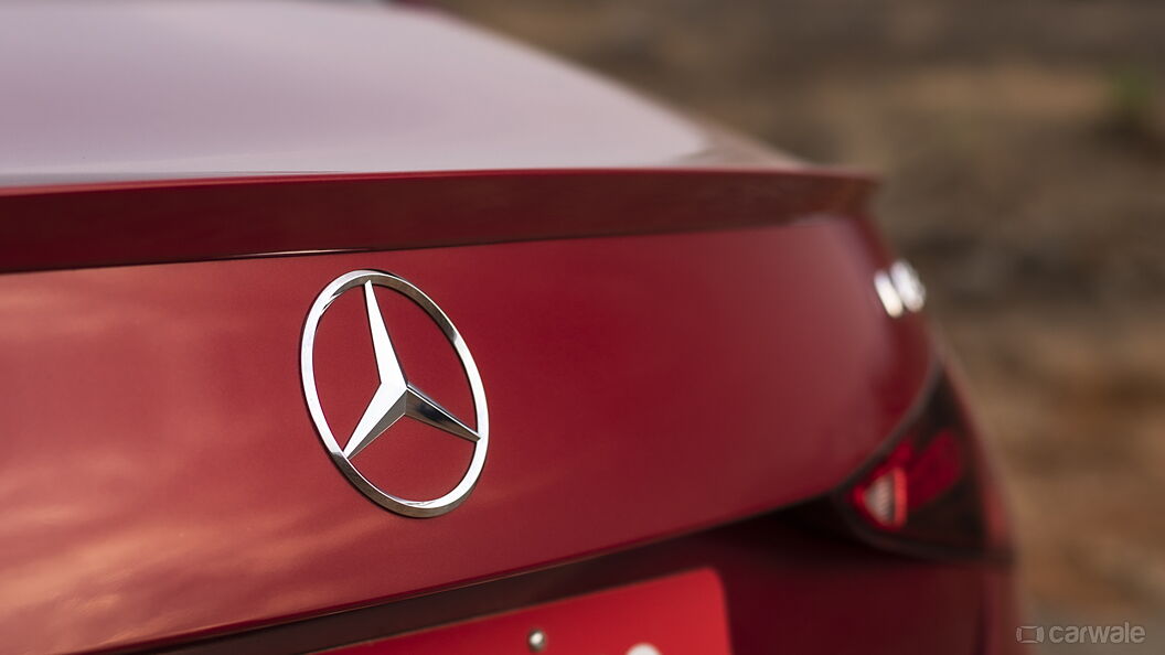 Mercedes-Benz AMG C 43 Rear Logo