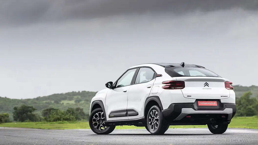 सिट्रोएन बसॉल्ट लेफ्ट रियर थ्री क्वार्टर