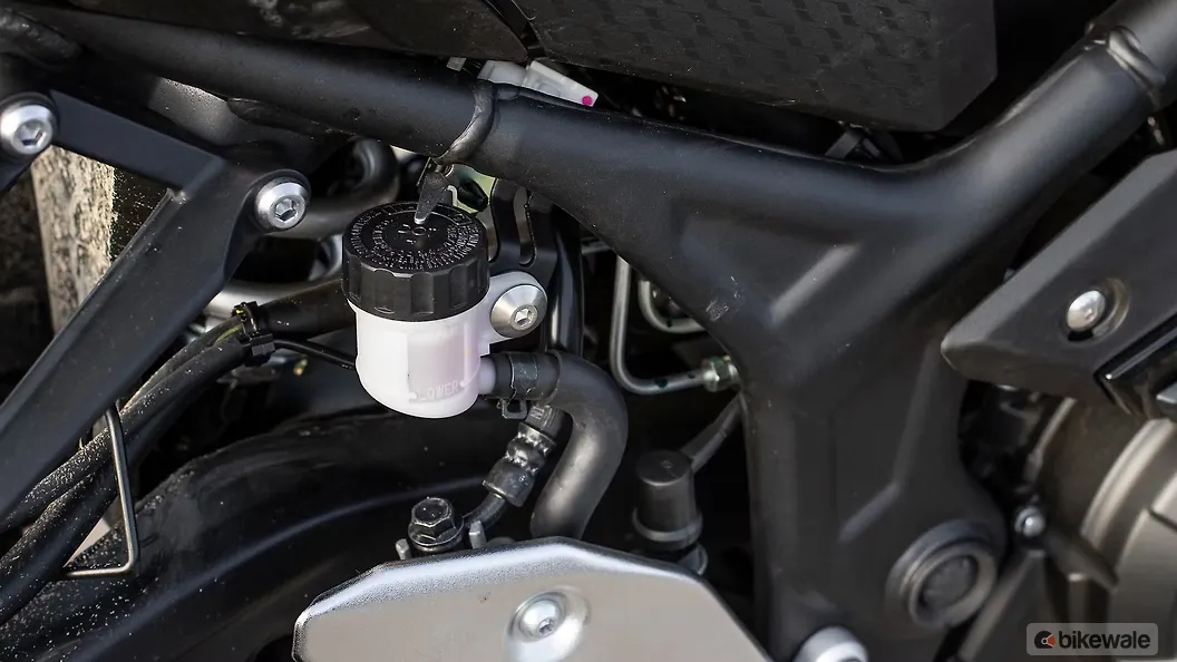 Yamaha YZFR3 Rear Brake Fluid Reservoir Image BikeWale