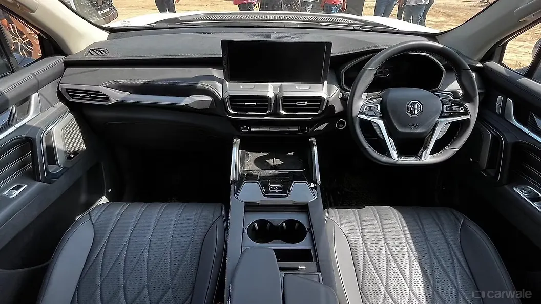 MG Majestor Dashboard