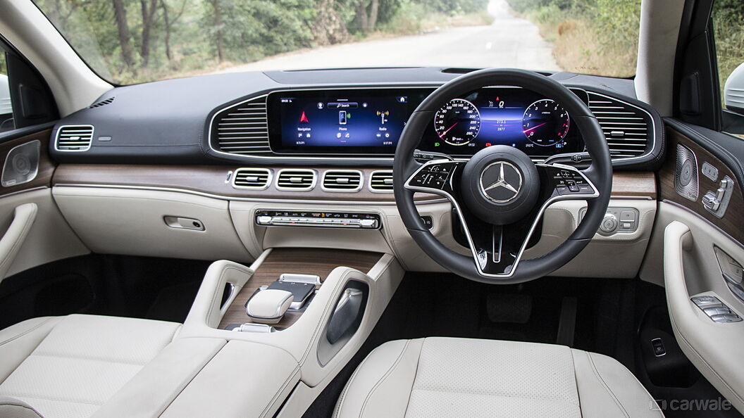 Mercedes-Benz GLE Dashboard