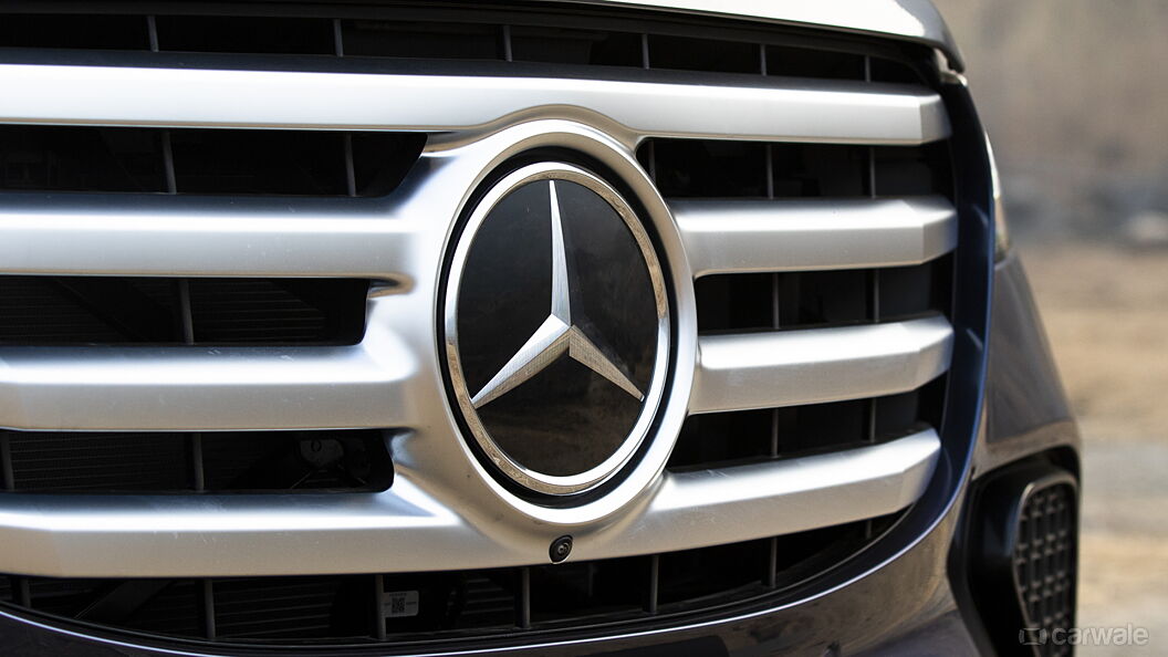 Mercedes-Benz GLS Front Logo