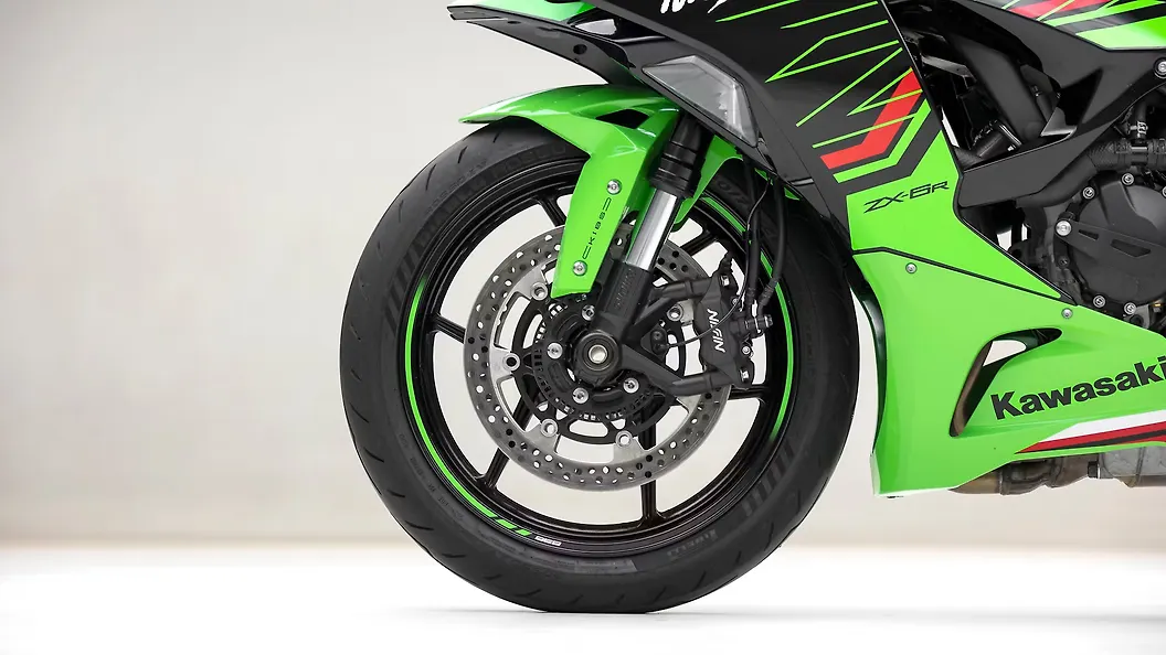 Kawasaki Ninja ZX-6R [2024] Front Mudguard Image – BikeWale