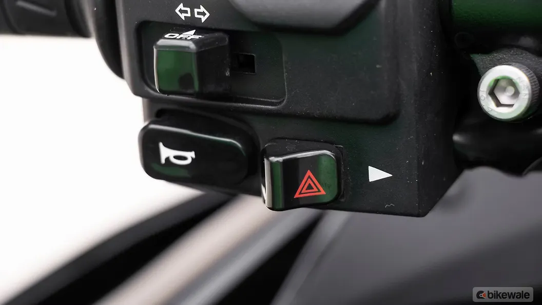 Kawasaki Ninja ZX6R Hazard Warning Lights Switch Image BikeWale