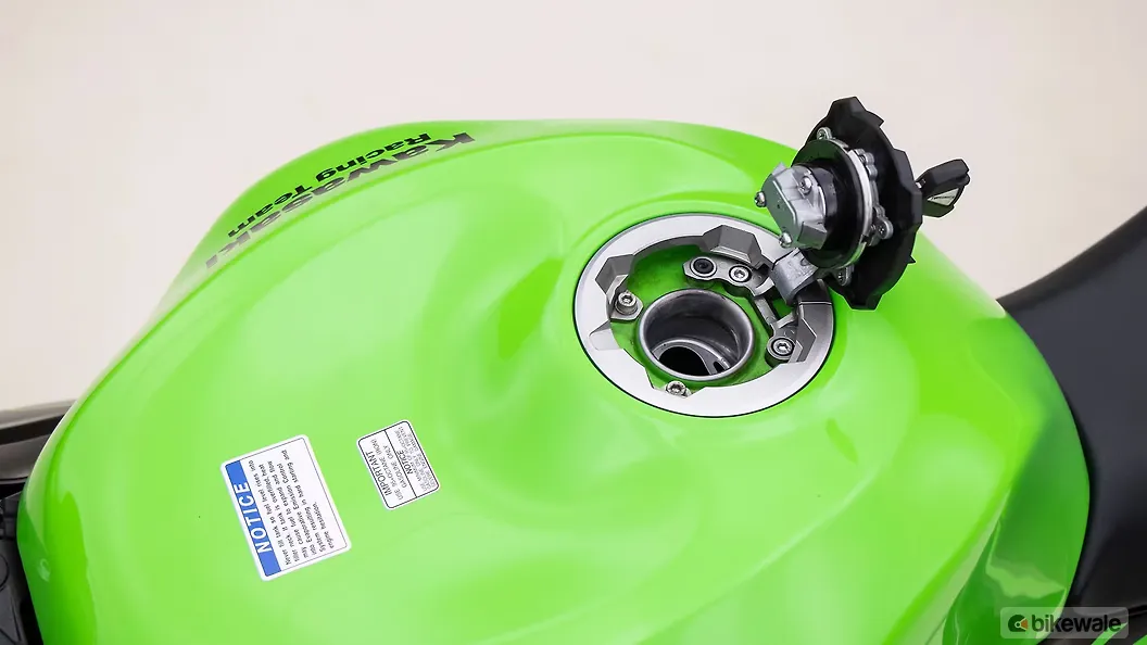 Kawasaki Ninja ZX6R Branding/Fuel Tank Decal Image BikeWale