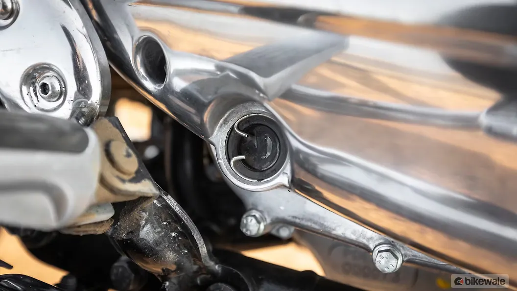 Jawa 350 Engine Oil Level Indicator Image BikeWale