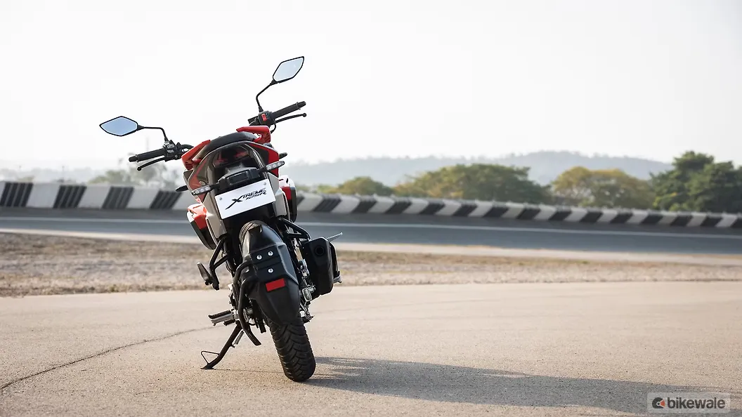Hero Xtreme 125R Right Side View Image – BikeWale