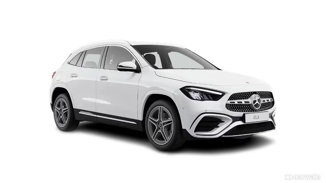 Mercedes-Benz GLA Right Front Three Quarter