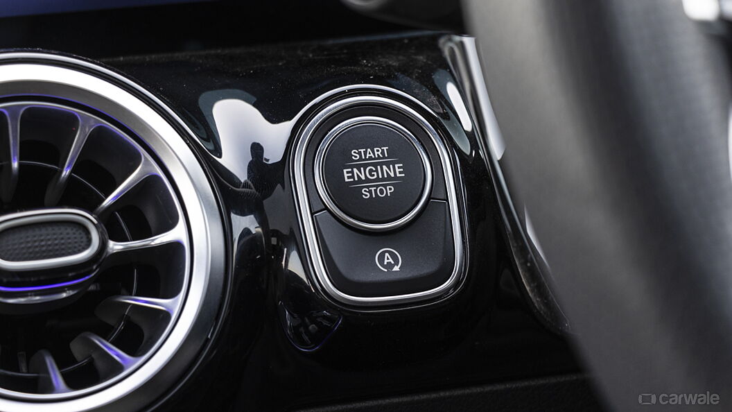 Mercedes-Benz GLA Engine Start Button