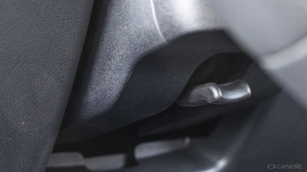 Mercedes-Benz GLA Steering Adjustment Lever/Controller
