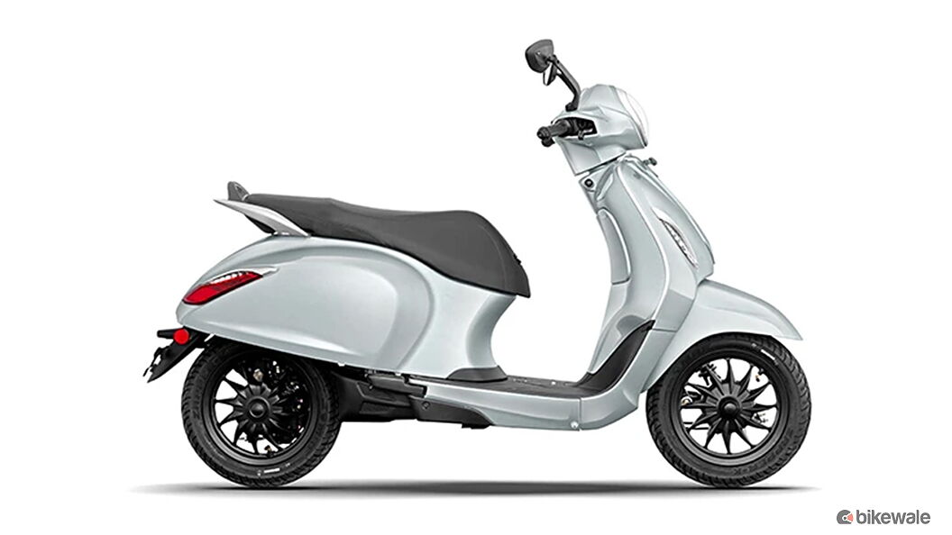 Bajaj Chetak Right Side View Image – BikeWale